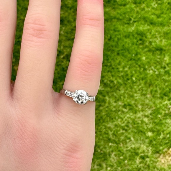 Genuine Harry Winston GIA Certified .77CT Diamond Tryst Platinum Engagement Ring - Picture 13 of 14